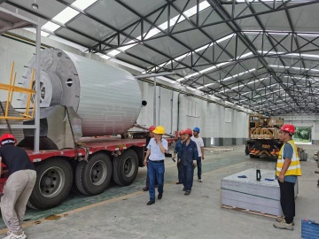 LPG-（蛋白粉）專用離心噴霧（wù）幹（gàn）燥，出廠前工廠整（zhěng）機試組裝，確保客戶現場安（ān）裝便捷